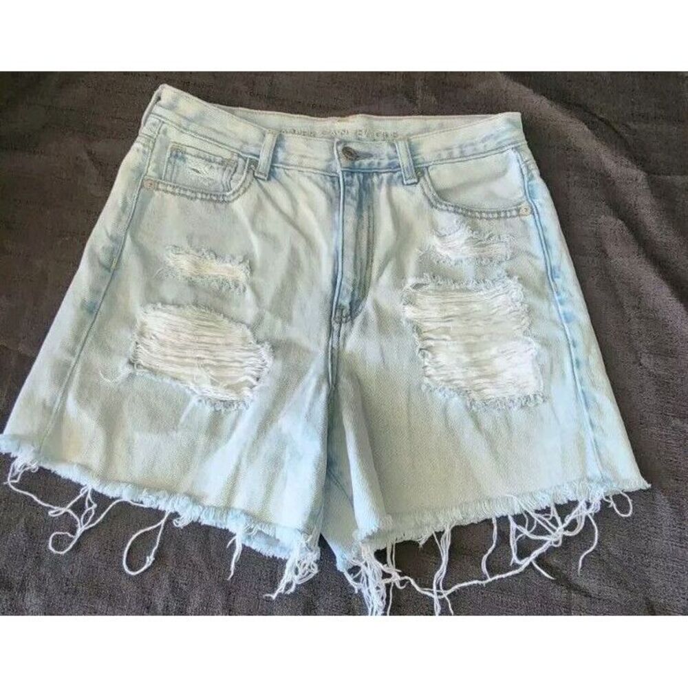 American Eagle Outfitters AE Mom Jean Shorts High Rise Distressed Women's Sz 4